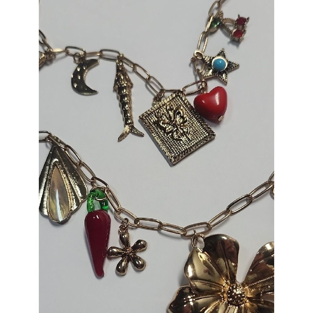 Free People Maxamillion Charm Necklace Gold Tone Flower Power - Picture 8 of 10